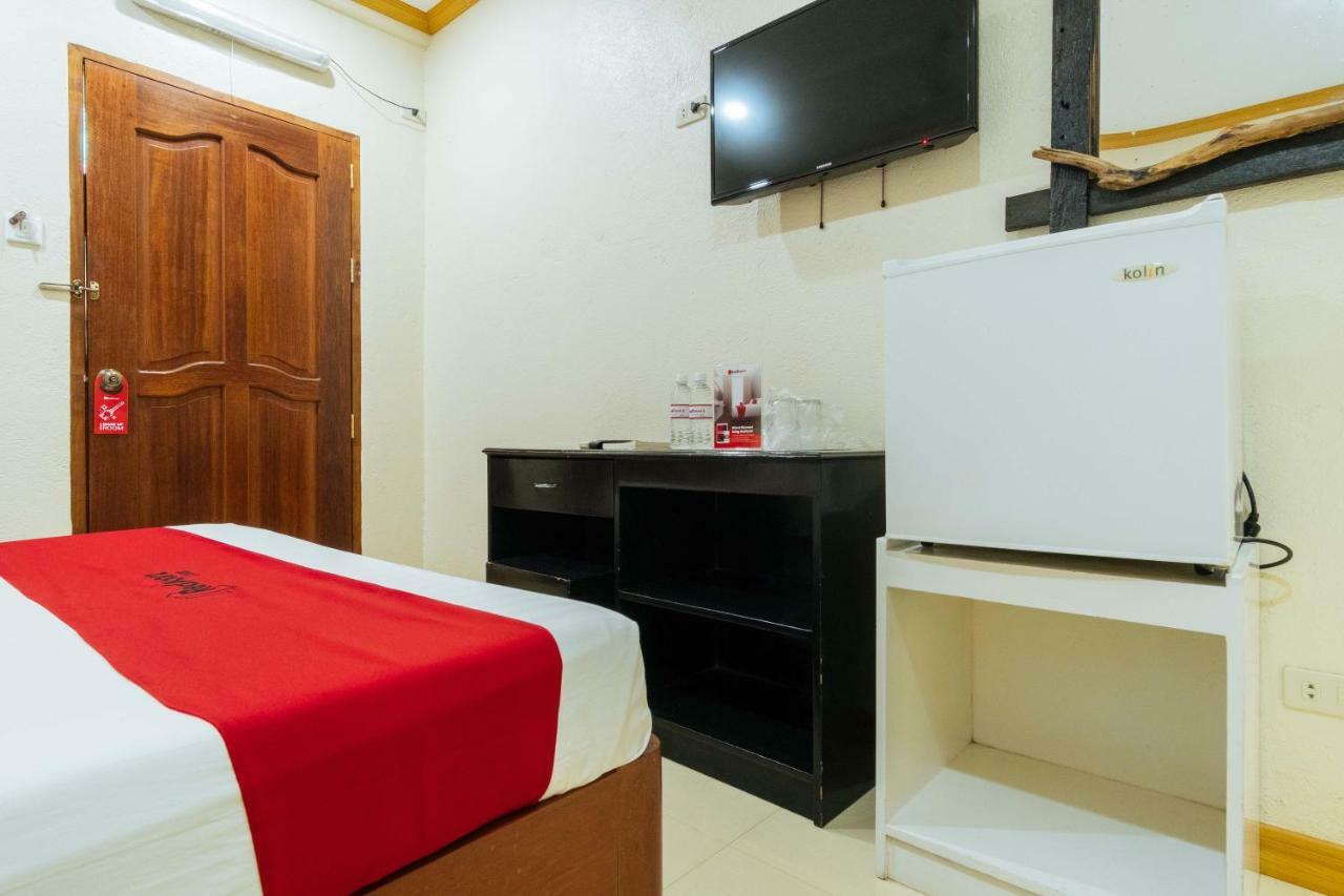 Reddoorz Premium Near Pristine Beach Puerto Princesa Exteriér fotografie