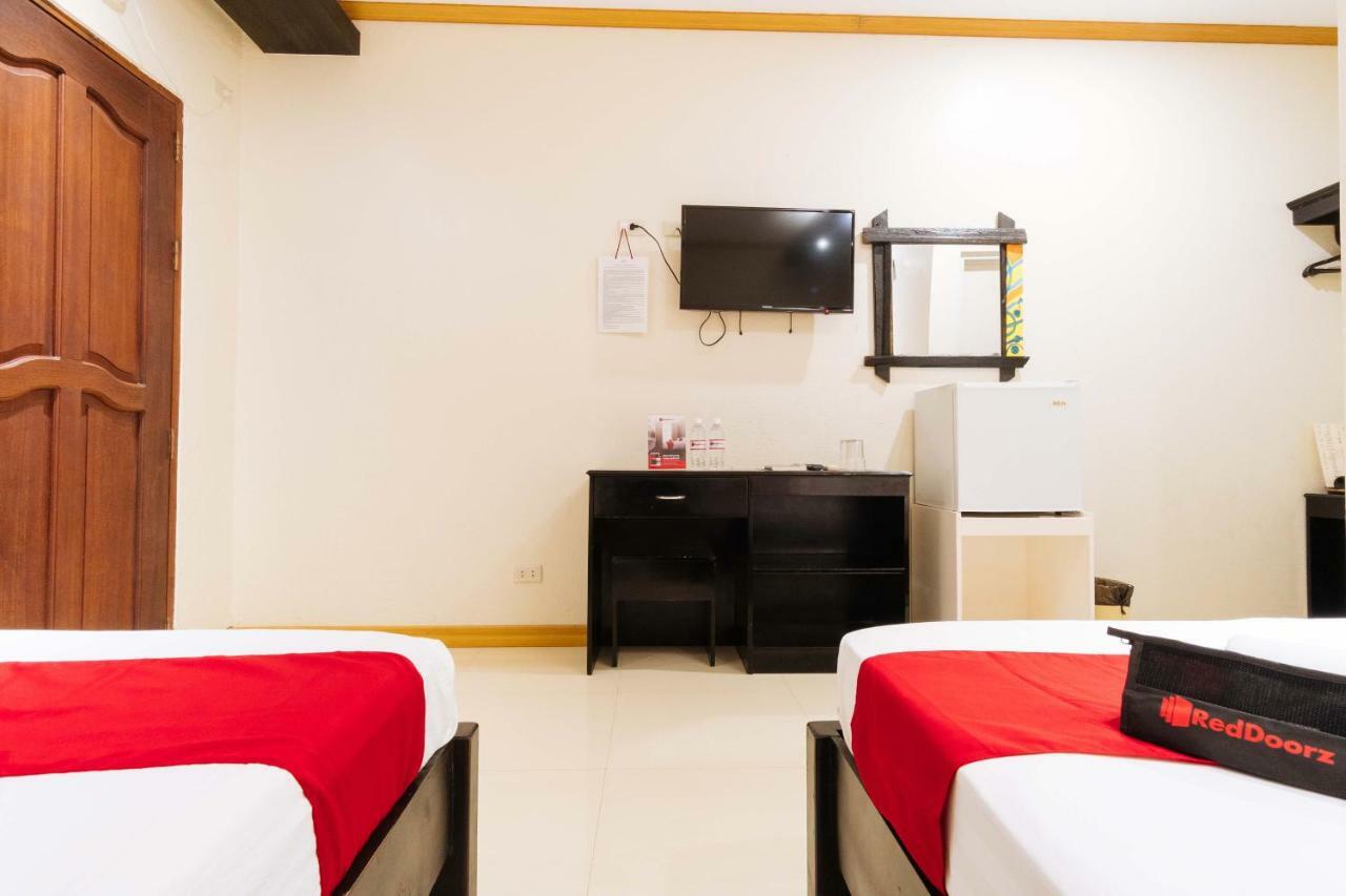 Reddoorz Premium Near Pristine Beach Puerto Princesa Exteriér fotografie
